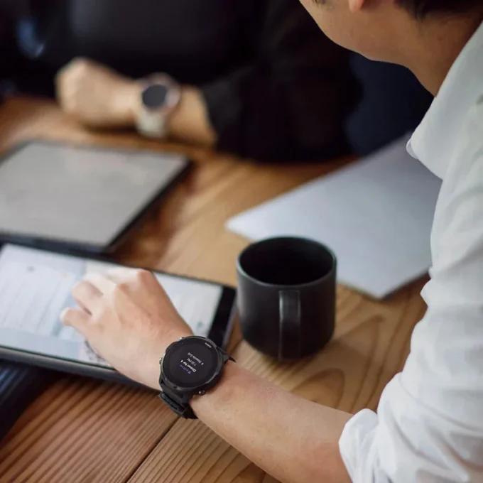 Suunto 7 black – smartwatch with versatile sports experience