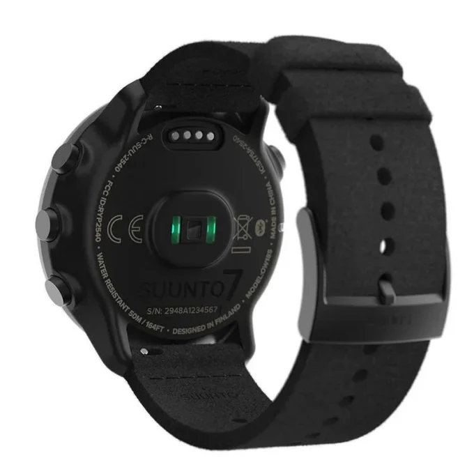 Suunto 7 matte black titanium – smartwatch with versatile sports experience