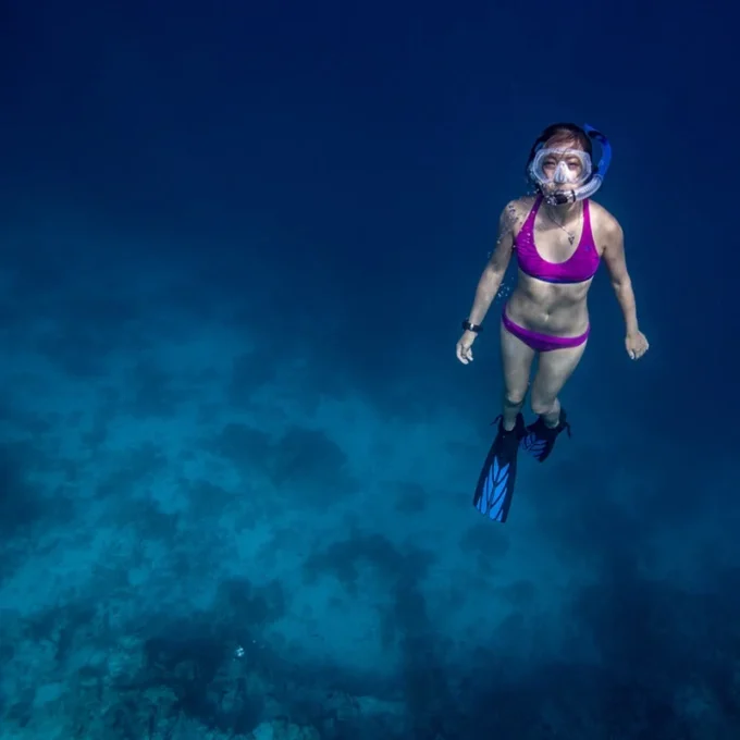 Suunto d4f black – light-weight dedicated freediving computer