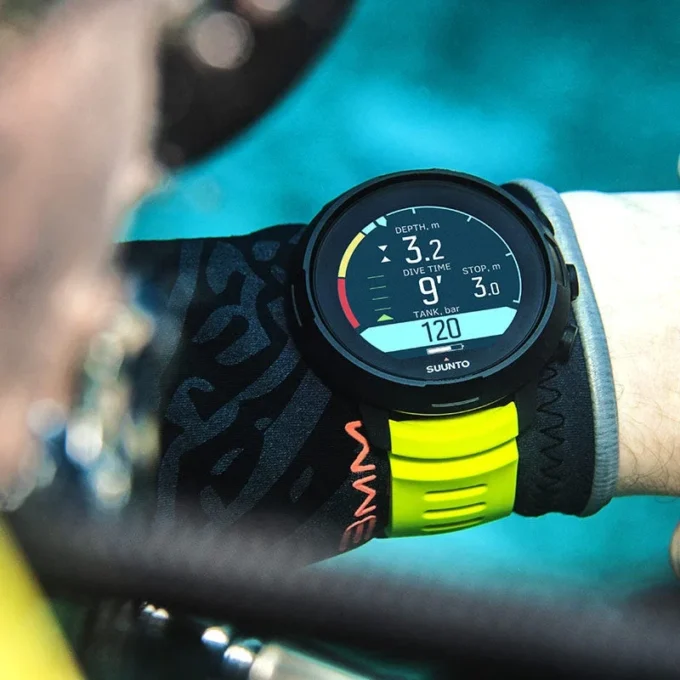 Suunto d5 black lime dive computer for beginners