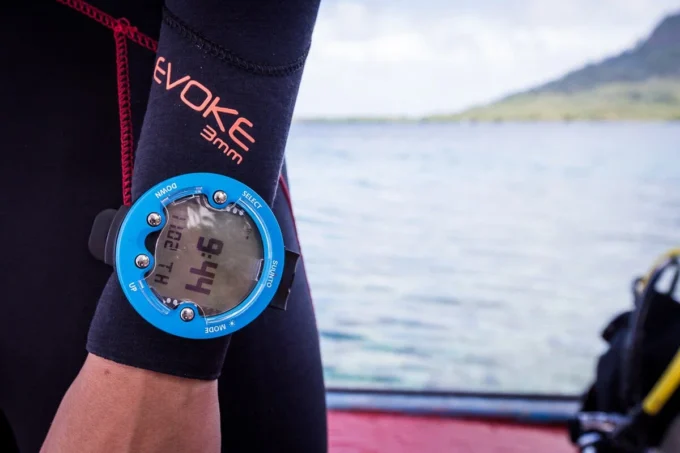 Suunto zoop novo blue – easy-to-use dive computer with large display